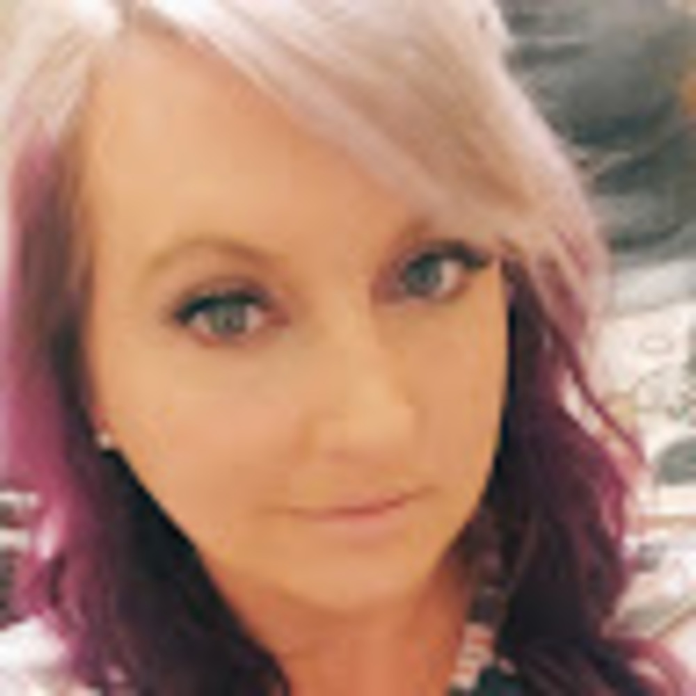 Meet your Posher, Joelle